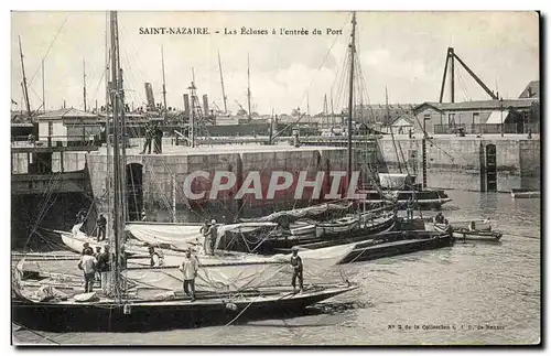 Cartes postales Saint Nazaire Les ecluses a l&#39entree du port