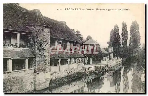 Ansichtskarte AK Argentan Vieilles maisons a galeries sur l&#39Orne