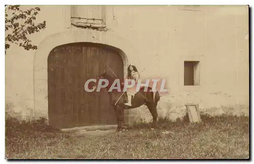 CARTE PHOTO Gabrielle Maurin Cheval