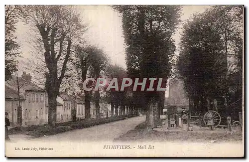 Ansichtskarte AK Pithiviers Mail Est