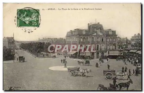 Cartes postales Arras La place de la gare et le boulevard Carnot