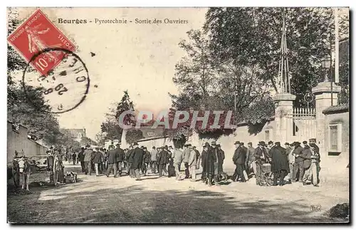 Cartes postales Bourges Pyrotechnie Sortie des ouvriers