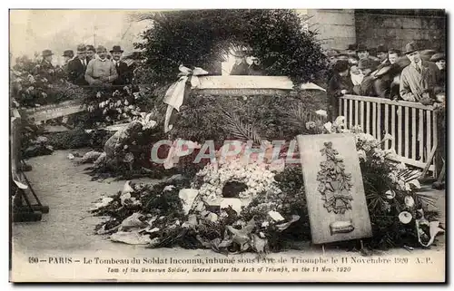 Cartes postales Paris Tombe du soldat inconnu Arc de Triomphe