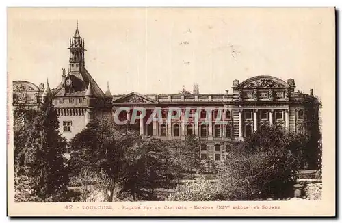 Cartes postales Toulouse Facade Est du Capitole Donjon