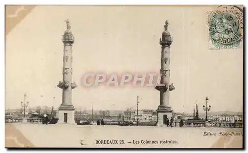 Cartes postales Bordeaux Les colonnes rostrales