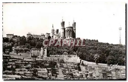 Cartes postales moderne Lyon Abside de Nd de Fourviere et tour metallique