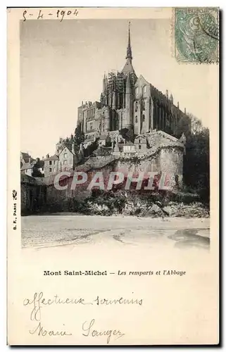 Cartes postales Mont Saint Michel Les remparts et l abbaye