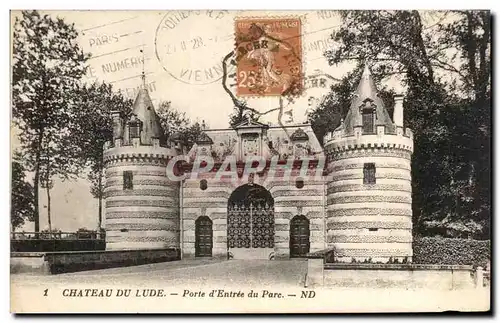 Ansichtskarte AK Chateau de Lude Porte d entree du parc