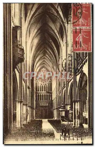 Cartes postales Metz La cathedrale Interieur de la cathedrale Nef vue du choeur