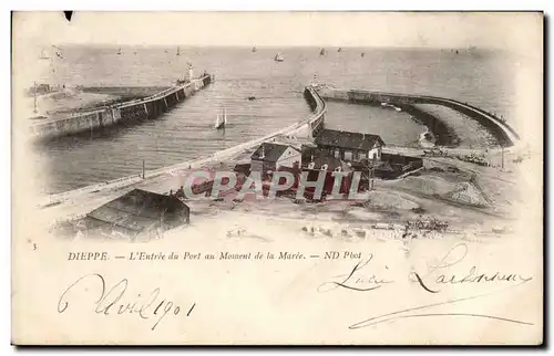 Dieppe - L Entree du Port - Cartes postales