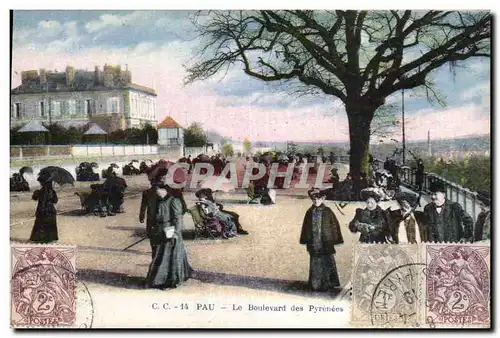 Pau - Le Boulevard des Pyrenees - Cartes postales