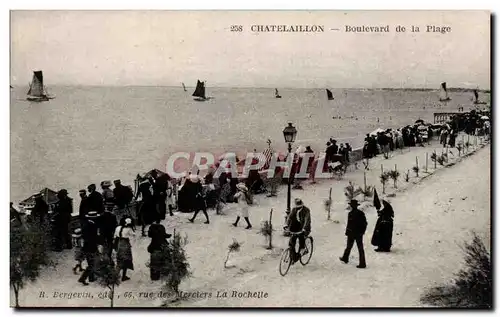 Chatelaillon - Boulevard de la Plage - Cartes postales