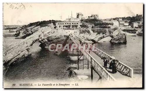 Ansichtskarte AK Biarritz La passerelle et le semaphore