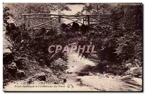 Ansichtskarte AK Chatel Guyon Pont rustique a l interieur du parc