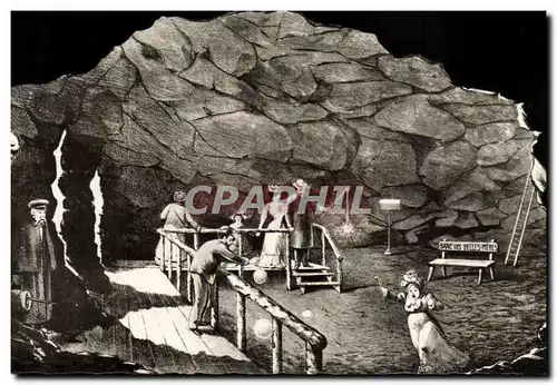 Ansichtskarte AK Auvergne Royat Interieur de la grotte au chien la belle mere epouvantee