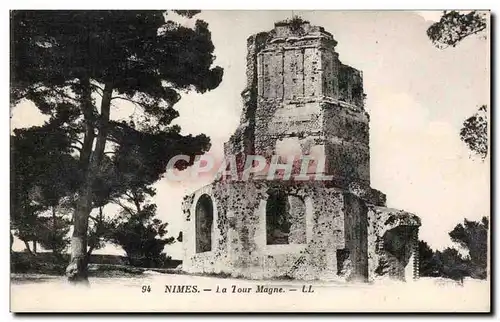 Cartes postales Nimes La Tour Magne