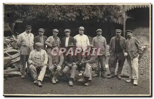 CARTE PHOTO Ouvriers sur un chantier