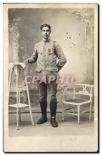 CARTE PHOTO Soldat decore Militaria