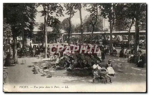 Vichy - Vue prise dans le Parc - Ansichtskarte AK