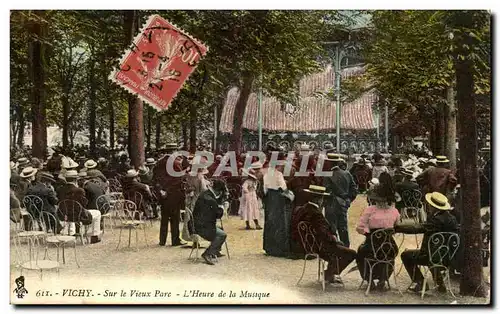 Vichy - Sur le Vieux Parc - L Heure de la Musique - Cartes postales