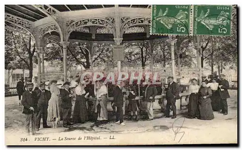 Vichy - La Source de l Hopital - Cartes postales