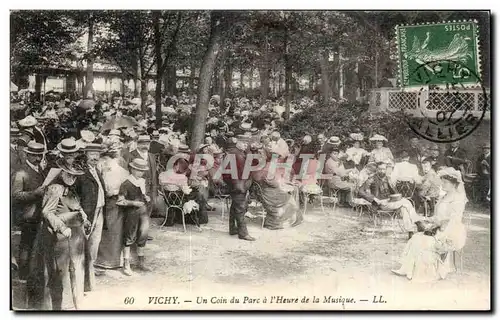 Vichy - Un Coin du Parc - L Heure de la Musique - Ansichtskarte AK