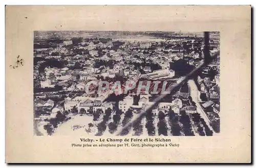 Vichy - Le Champ de Foire et le Sichon photo prise en aeroplane par Giry photographe a Vichy - Cartes postales