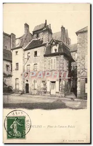 Moulins - Place de l Ancien Palais - Cartes postales