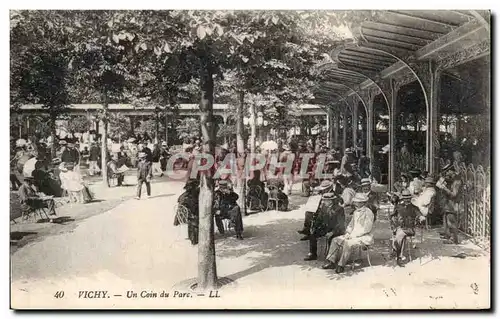 Vichy - Un Coin du Parc - Cartes postales