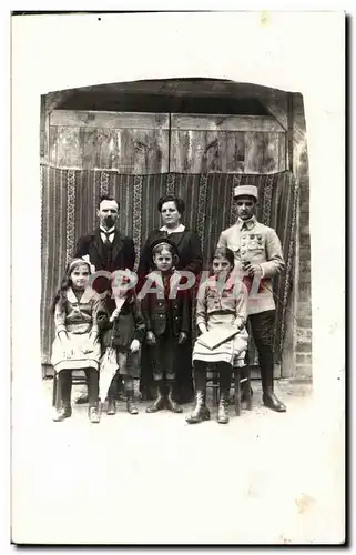 CARTE PHOTO Militaria Soldat en famille