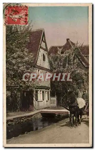 Bourg - Jolie Maison -Attelage Cartes postales