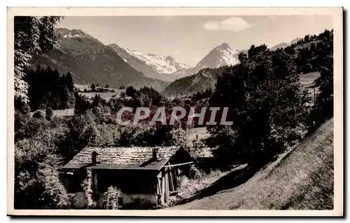 Cartes postales Route de Saint Gervais les Bains a St Nicolas de Veroce Vue sur le col du Bonhomme