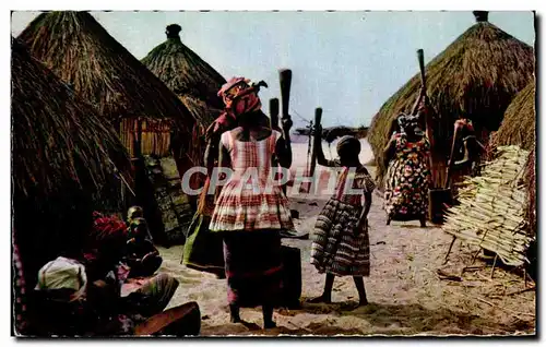 Afrique - Africa - L Afrique en Couleurs - Pileuses - Women Grinding - Cartes postales