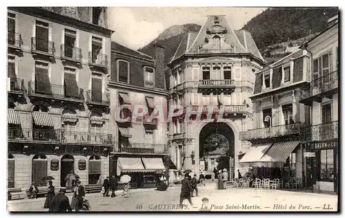 Cartes postales Cauterets Place Saint Martin Hotel du parc