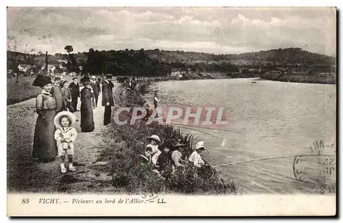 Cartes postales Vichy Pecheurs au bord de l Allier