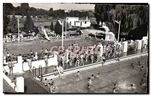 Ansichtskarte AK Vichy Stade nautique de Bellerive les deux piscines