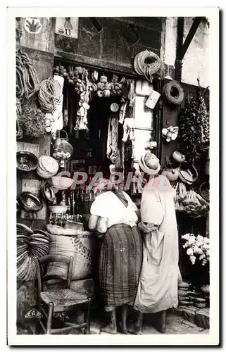 Cartes postales Tunisie Scenes et types Une boutique arabe