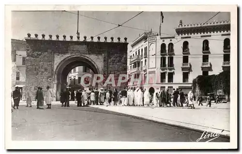 Cartes postales Tunisie Tunis Porte de France et consulat britannique