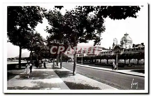 Evian les Bains - Les Quais et l avenue du Baron de Blonay - Cartes postales