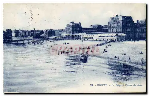 Ansichtskarte AK Dieppe La plage a l heure du bain