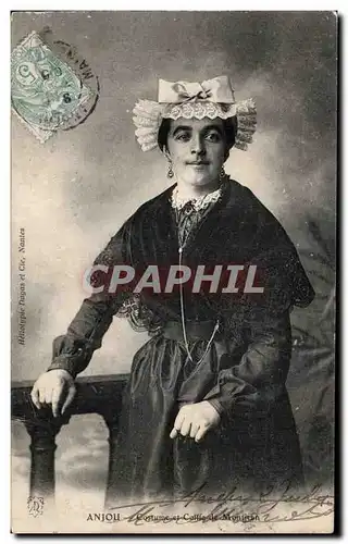Cartes postales Angers Costume et coiffe de Montjean Folklore