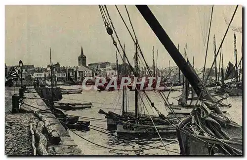 Sables d Olonne - Un Coin du Port - Cartes postales