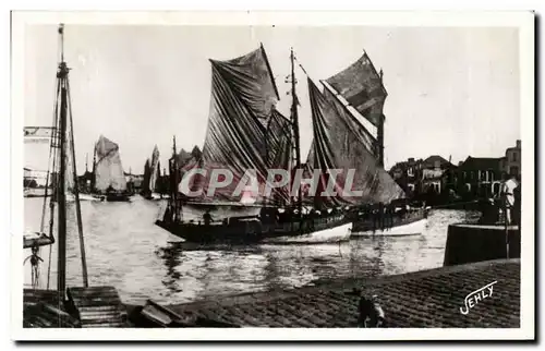 Sables d Olonne - Depart des Thonneries - Cartes postales