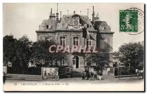 Trouville - L Hotel de Ville - Cartes postales