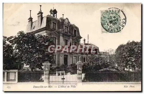 Deauville - L Hotel de Ville - Cartes postales