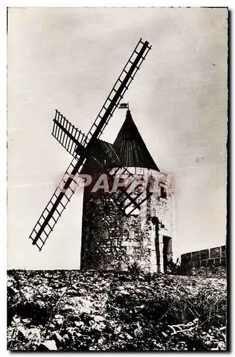 Cartes postales moderne Environs d Arles Le moulin de Daudet