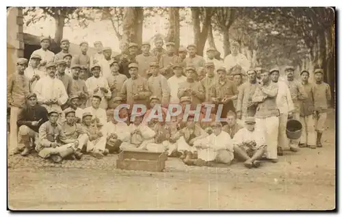 CARTE PHOTO Militaria Soldats Quartier Larey 1918