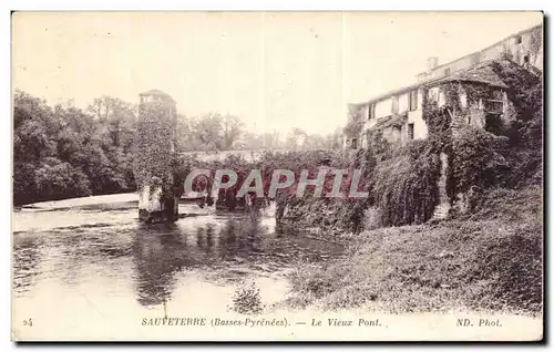 Ansichtskarte AK Sauveterre Le vieux pont