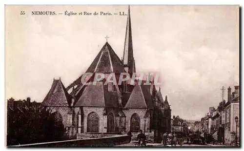 Nemours - Eglise et Rue de Paris - Cartes postales