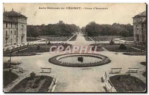 Cartes postales Le Vesinet Asile national Cour d honneur